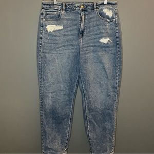 American Eagle Mom Jeans